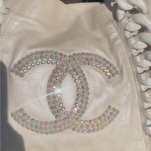 Chanel iridescent acrylic chain custom strass large CC logo Opal shoulder bag